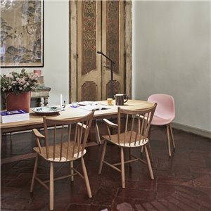 Silla J42 Hay