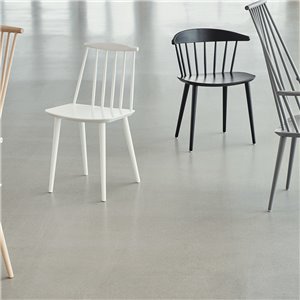 Silla J77 Hay