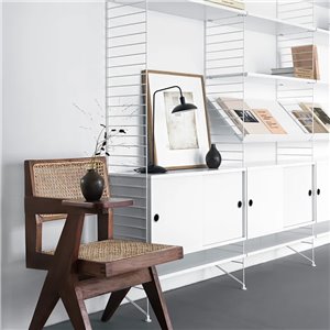 Cabinet con puertas corredoras String Furniture