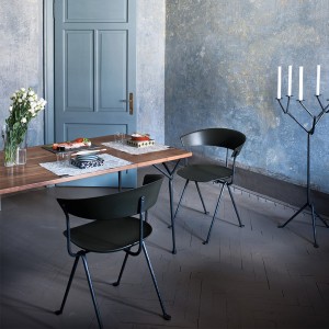 Mesa Officina rectangular indoor de Magis.  Muebles y complementos de diseño.