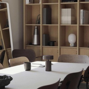 Lámpara sobremesa JWDA Oferta de Audo Copenhagen Lámparas de diseño de sobremesa.