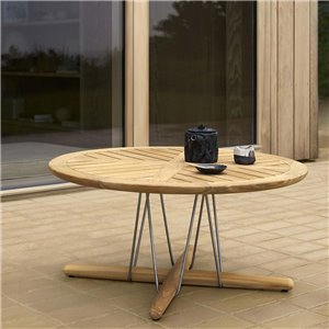 Mesa auxiliar E023 Carl Hansen and Son