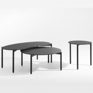 Mesa auxiliar Undique Kartell. Mesa de centro de acabados en negro