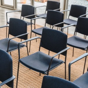 Sillón Ema 4L tapizada Enea