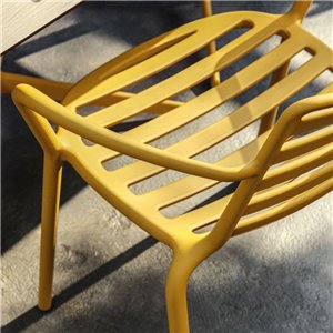 Sillón Street polipropileno Enea 