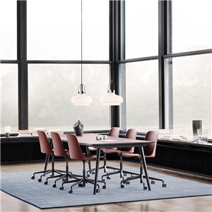 Silla Rely plástico regulable &Tradition