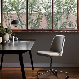 Silla Rely tapizada regulable &Tradition