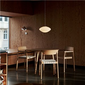 Sillón Betty TK9 &Tradition