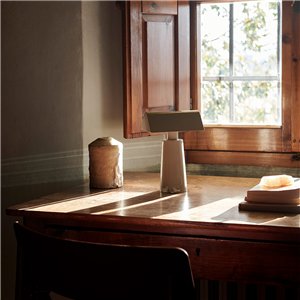 Lámpara sobremesa Caret &Tradition