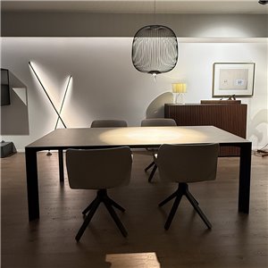 Mesa Extra Cerámica Delta Andreu World