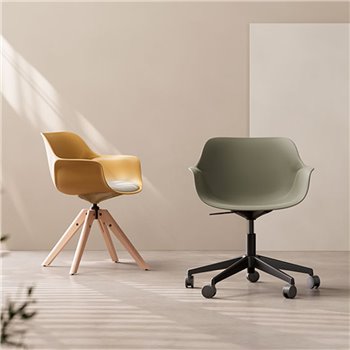 Sillón Abril base piramidal asiento tapizado esPattio