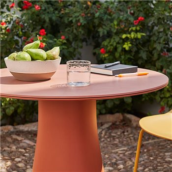 Mesa Baelo redonda Dekton esPattio