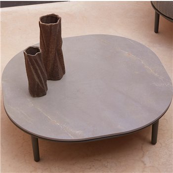 Mesa centro cuadrada Amba Point