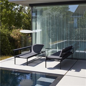 Negro + Batyline: Ebony