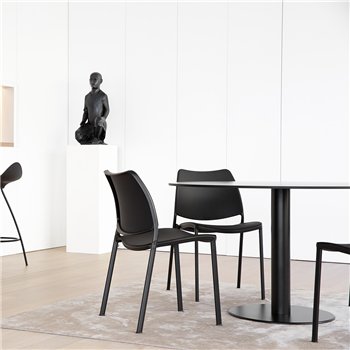 Silla Gas Negra Polipropileno Stua