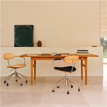 Silla giratoria CH621 Carl Hansen and Son