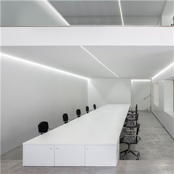 Sillón Egoa Ruedas Tapizada Stua