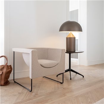 Mesa auxiliar Marea: Laminado negro