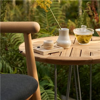 Mesa auxiliar E023 Ø48 Carl Hansen and Son