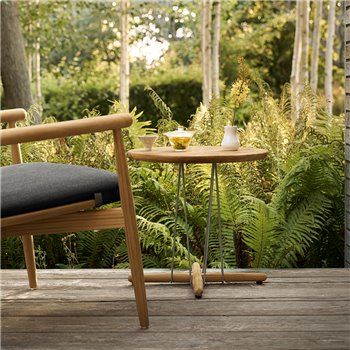 Mesa auxiliar E023 Ø48 Carl Hansen and Son