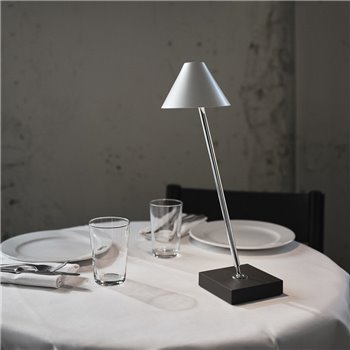 Lámpara sobremesa Gira Mini batería SantaCole