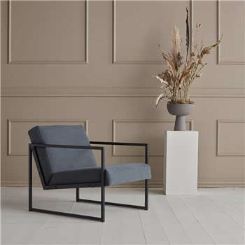 Butaca Vikko con reposabrazos Innovation Living