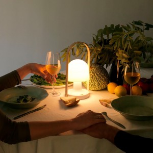 Lámpara sobremesa FollowMe Oferta Marset