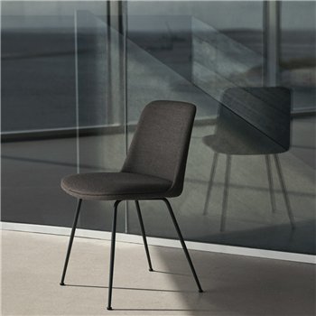 Silla Rely tapizada &Tradition