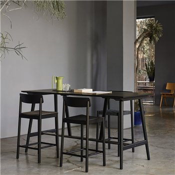 Taburete Betty respaldo &Tradition