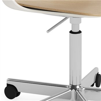 Silla Layout 142 asiento madera Hay