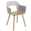 Sillón Layout 222 asiento madera Hay