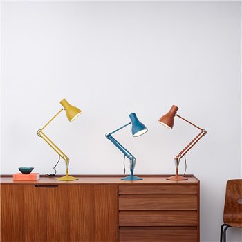 Sienna+Saxon Blue+Yellow Ochre