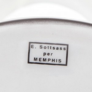 Jarrón Tigris de Memphis. Muebles Clásicos del diseño.