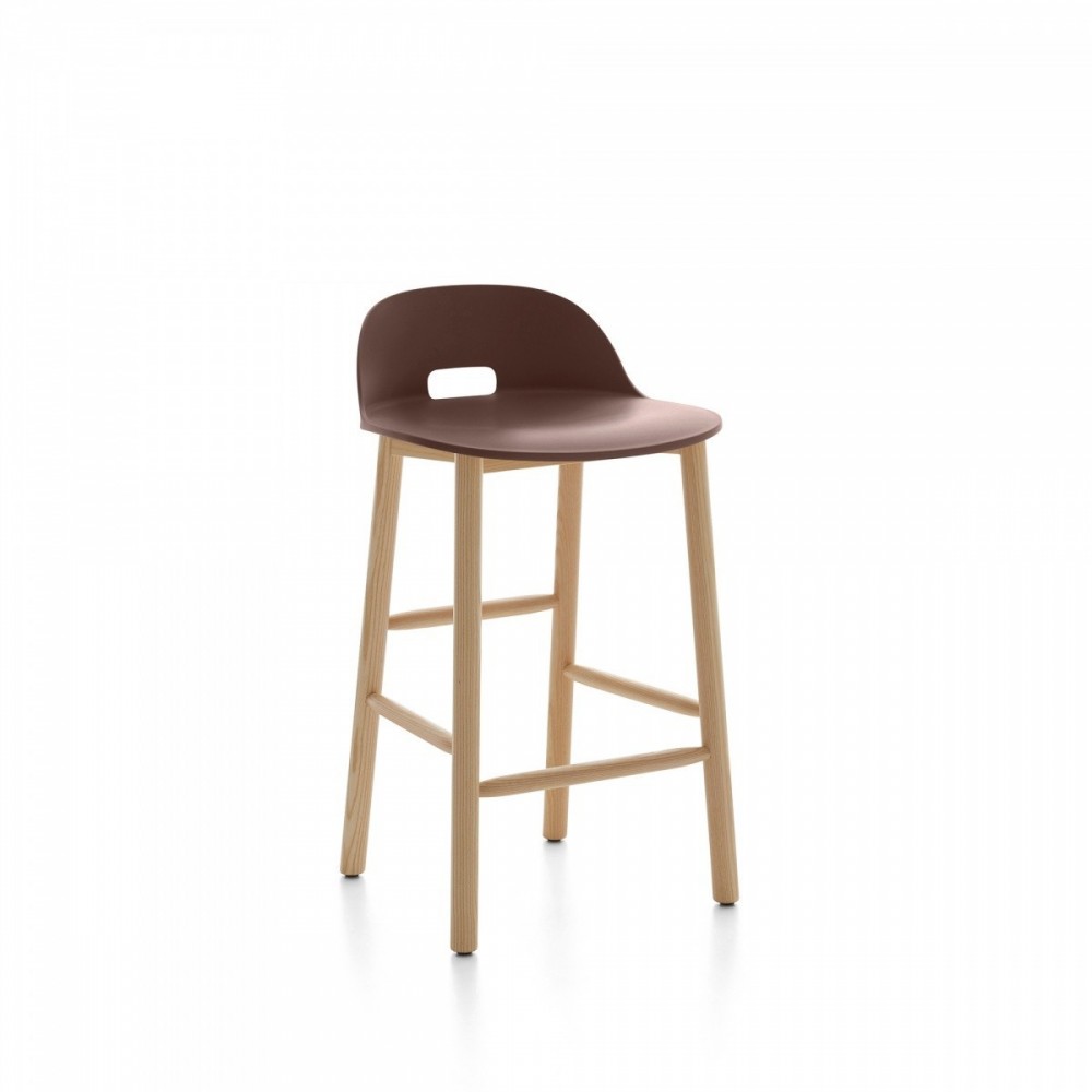 Taburete bajo lumbar Alfi de Emeco. Comprar Emeco
