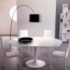 Mesa Eclipse extensible con sobre cristal o cerámica de Ozzio design.
