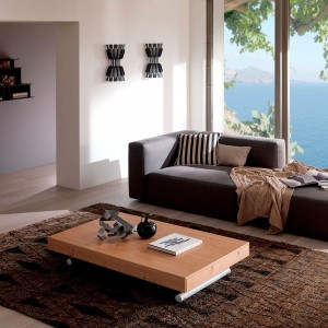 Mesa transformable Newood de Ozzio design. Sillas y mesas transformables.