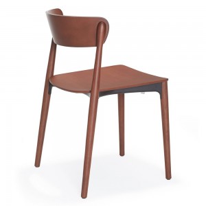Silla Nemea 2820 de Pedrali. Sillas de diseño. Sillas de madera moderna.