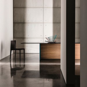 Mesa Regolo rectangular cristal de Sovet Italia. Mesas con sobre de cristal.  